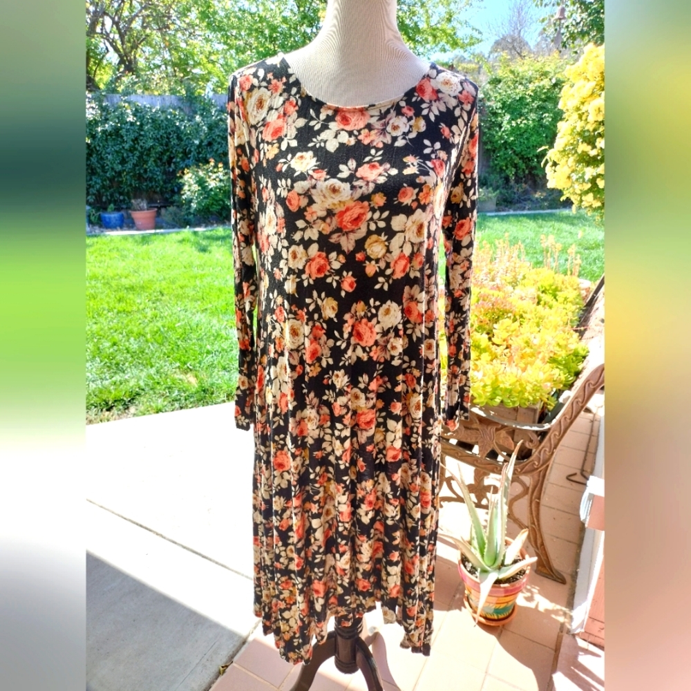 Agnes and Dora dress